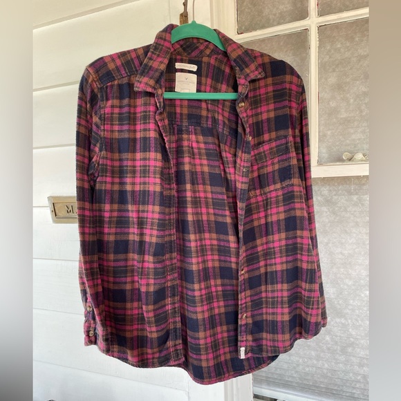 American Eagle Outfitters Tops - American Eagle Amazingly Soft Boyfriend Fit Flannel